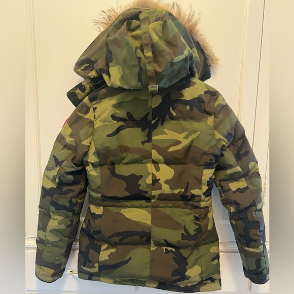 Canada Goose Chelsea Coyote Fur Parka Coat in Classic Camo sz XS/P - Picture 6 of 13